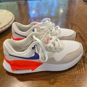 Nike Air Max SYSTM- Womens 9.5